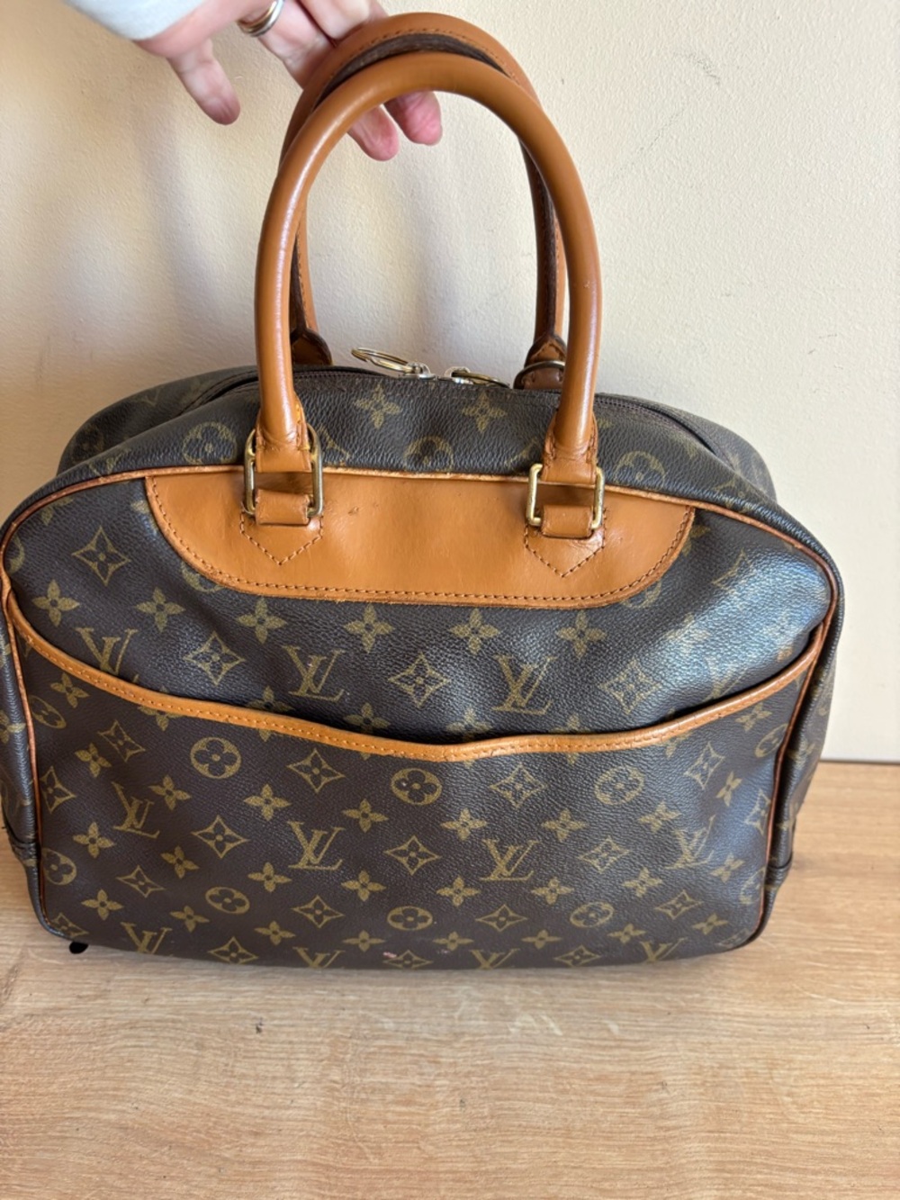Authentic Louis Vuitton monogram deauville tote - Picture 5 of 9